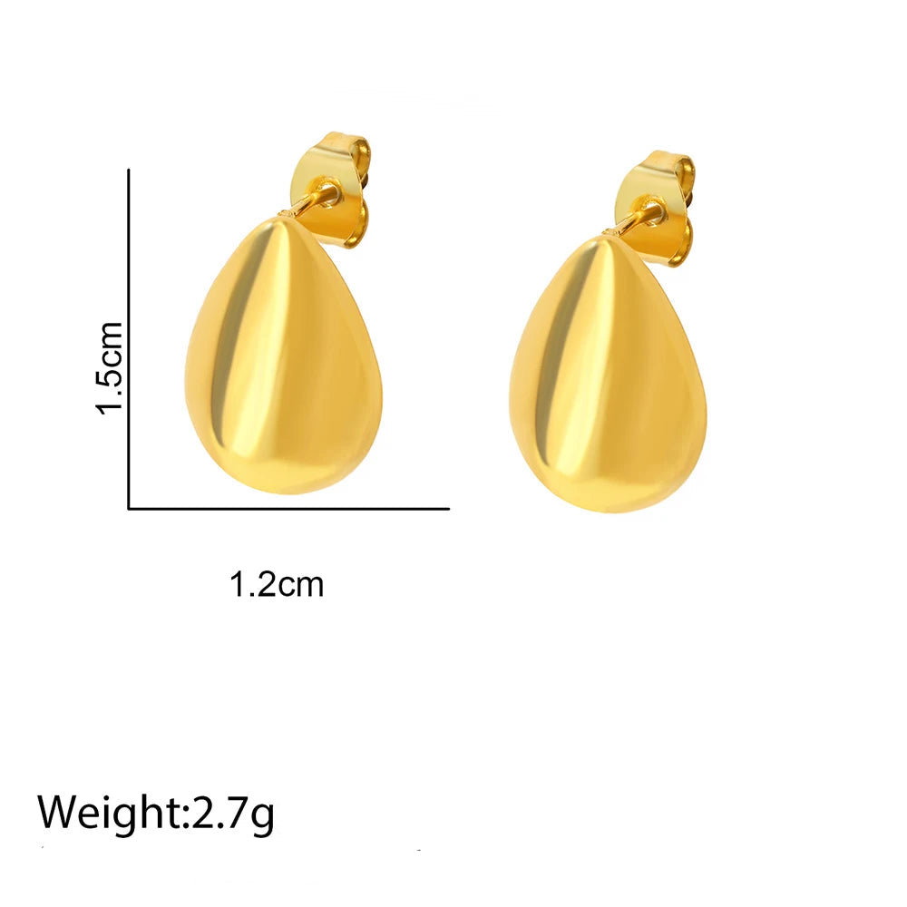 Small Drop Earring – for those who know that charm is in the details.