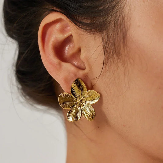 French Vintage Flower Earring