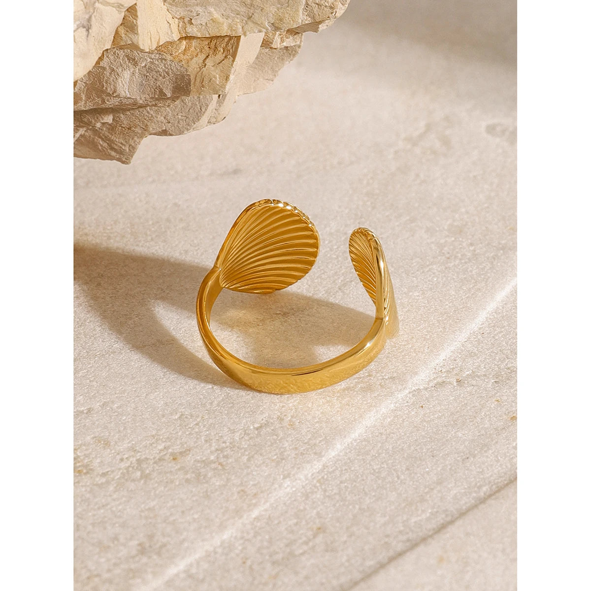 Adjustable Shell Ring